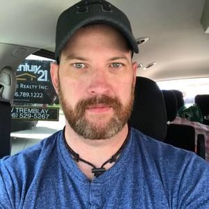 Meet your Posher, Aaron